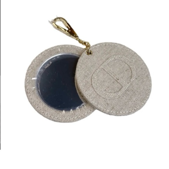 Dior Cream Logo Keychain - Picture 2 of 2